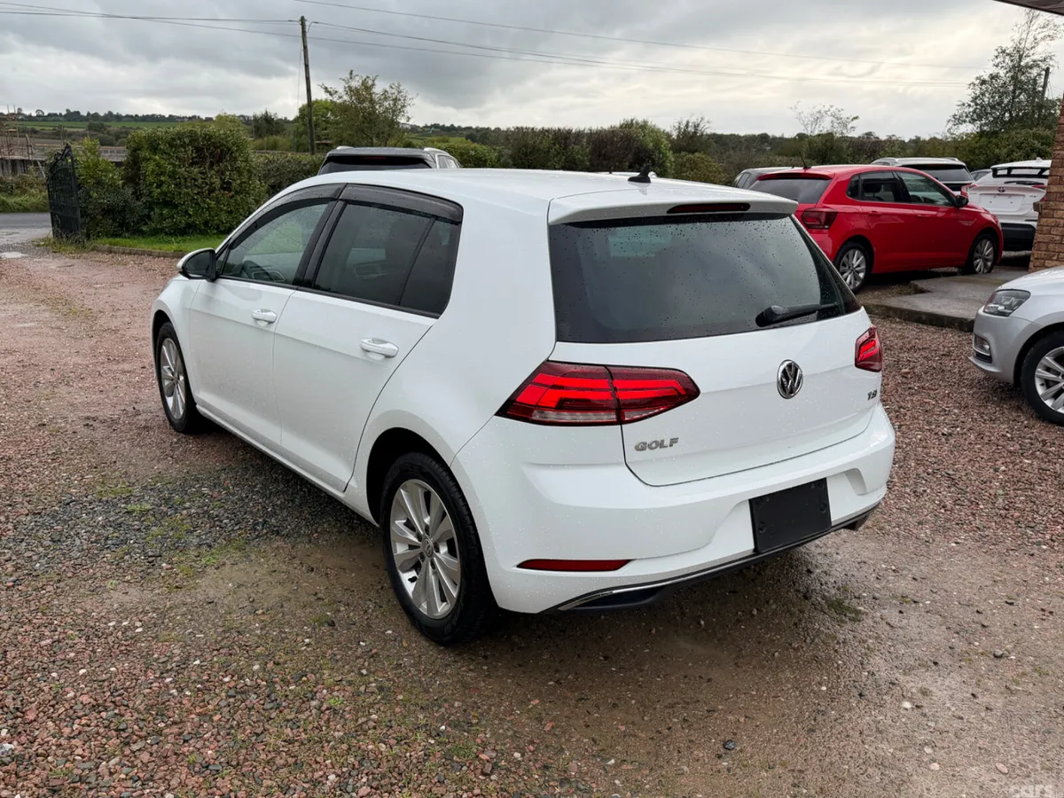 Volkswagen Golf Hatchback, Petrol, 2017, White