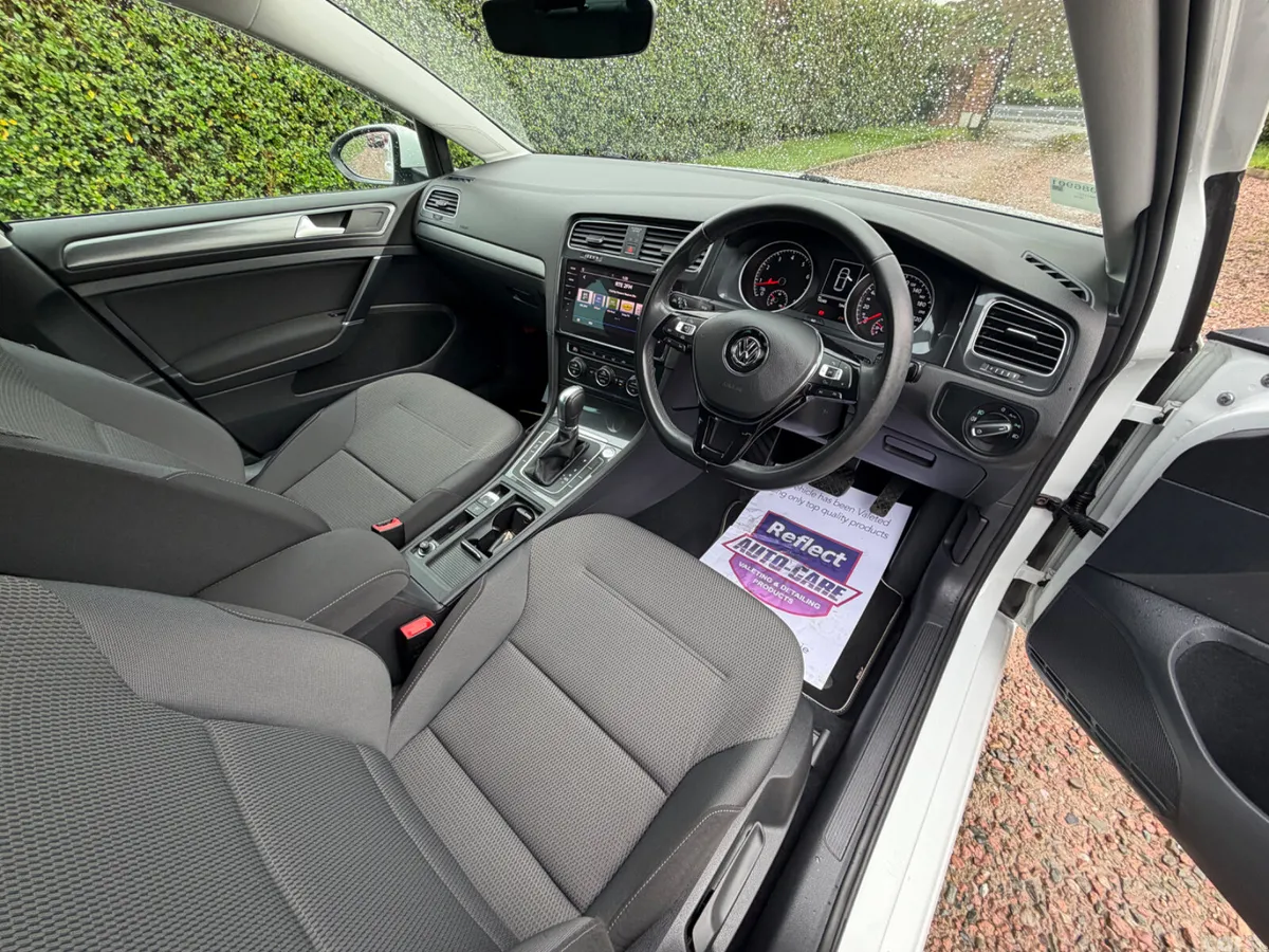 Volkswagen Golf Hatchback, Petrol, 2017, White