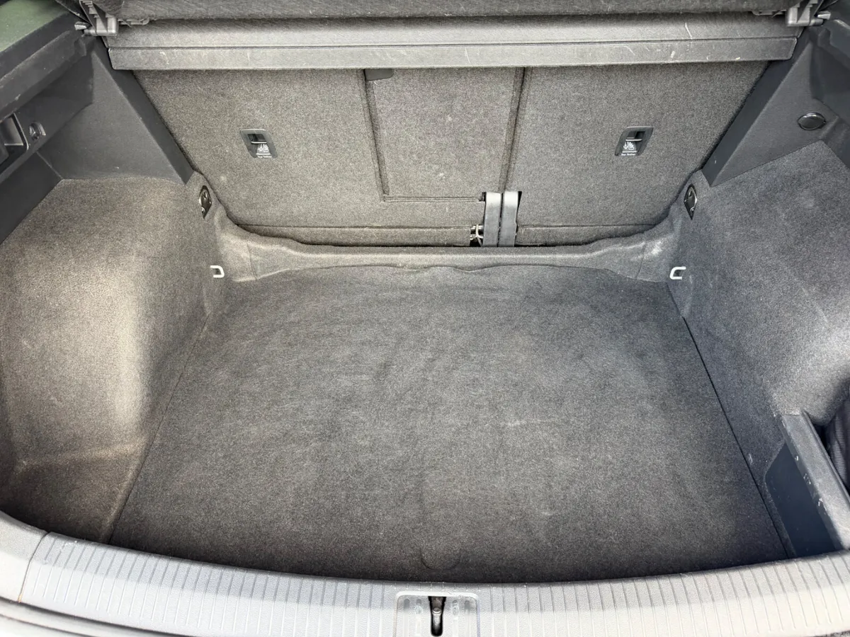 Volkswagen Tiguan SUV, Diesel, 2021, White