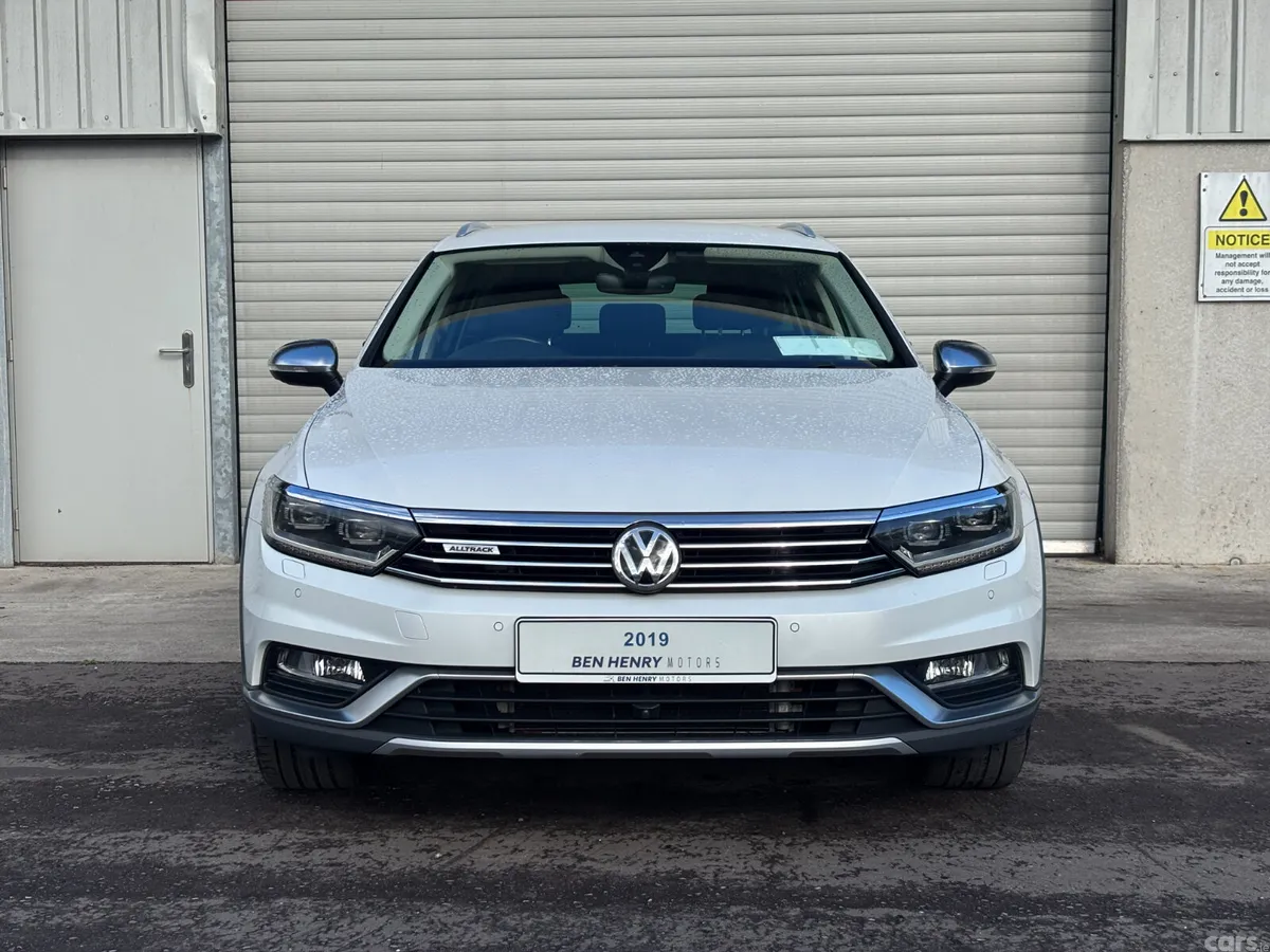 Volkswagen Passat Estate, Diesel, 2019, White