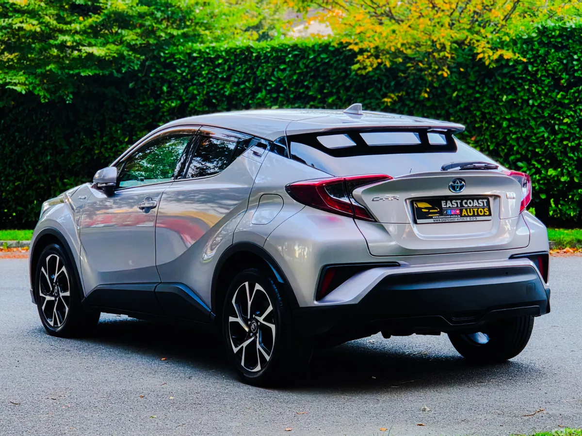 Toyota C-HR SUV, Petrol Hybrid, 2019, Grey
