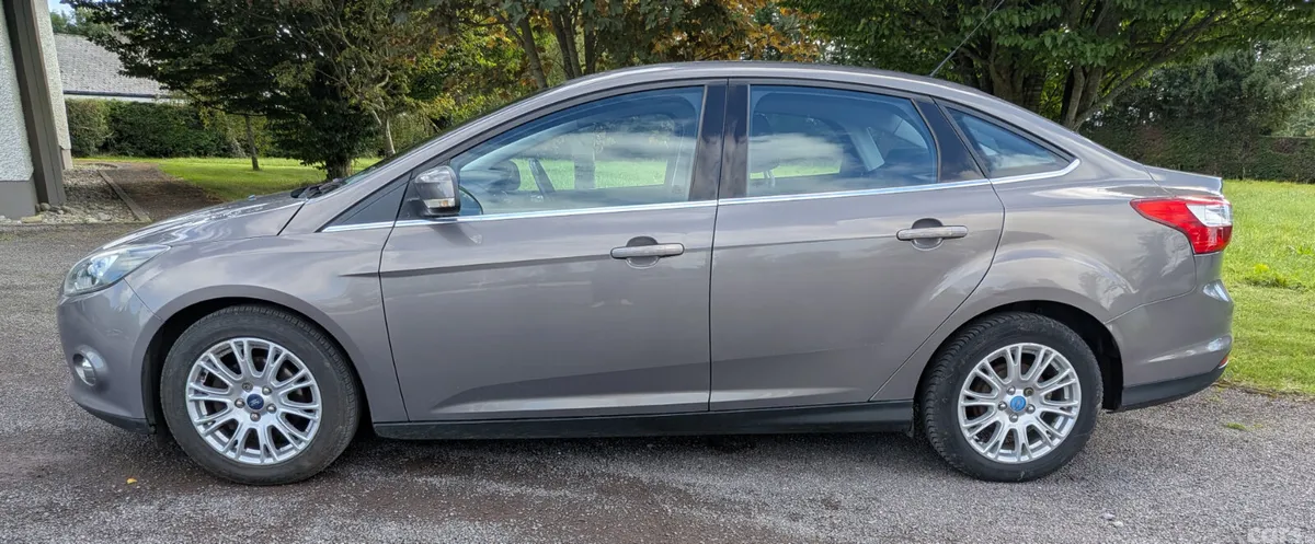 Ford Focus Saloon, Diesel, 2013, Brown