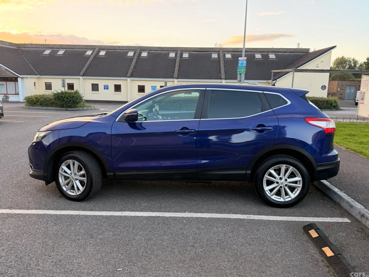 Nissan Qashqai Hatchback, Diesel, 2014, Blue