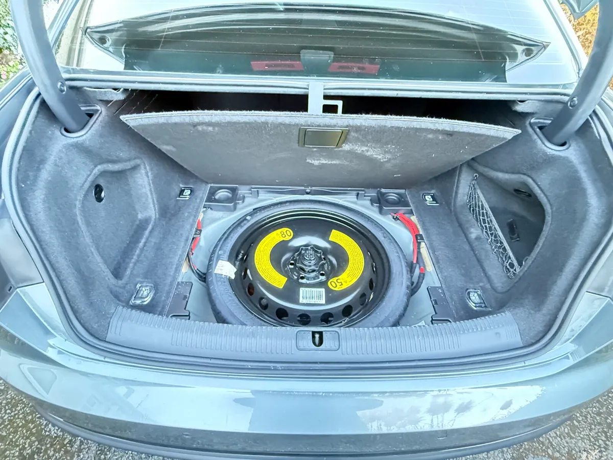 Audi A4 Saloon, Diesel, 2019, Grey