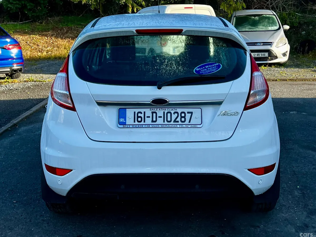 Ford Fiesta Hatchback, Petrol, 2016, White
