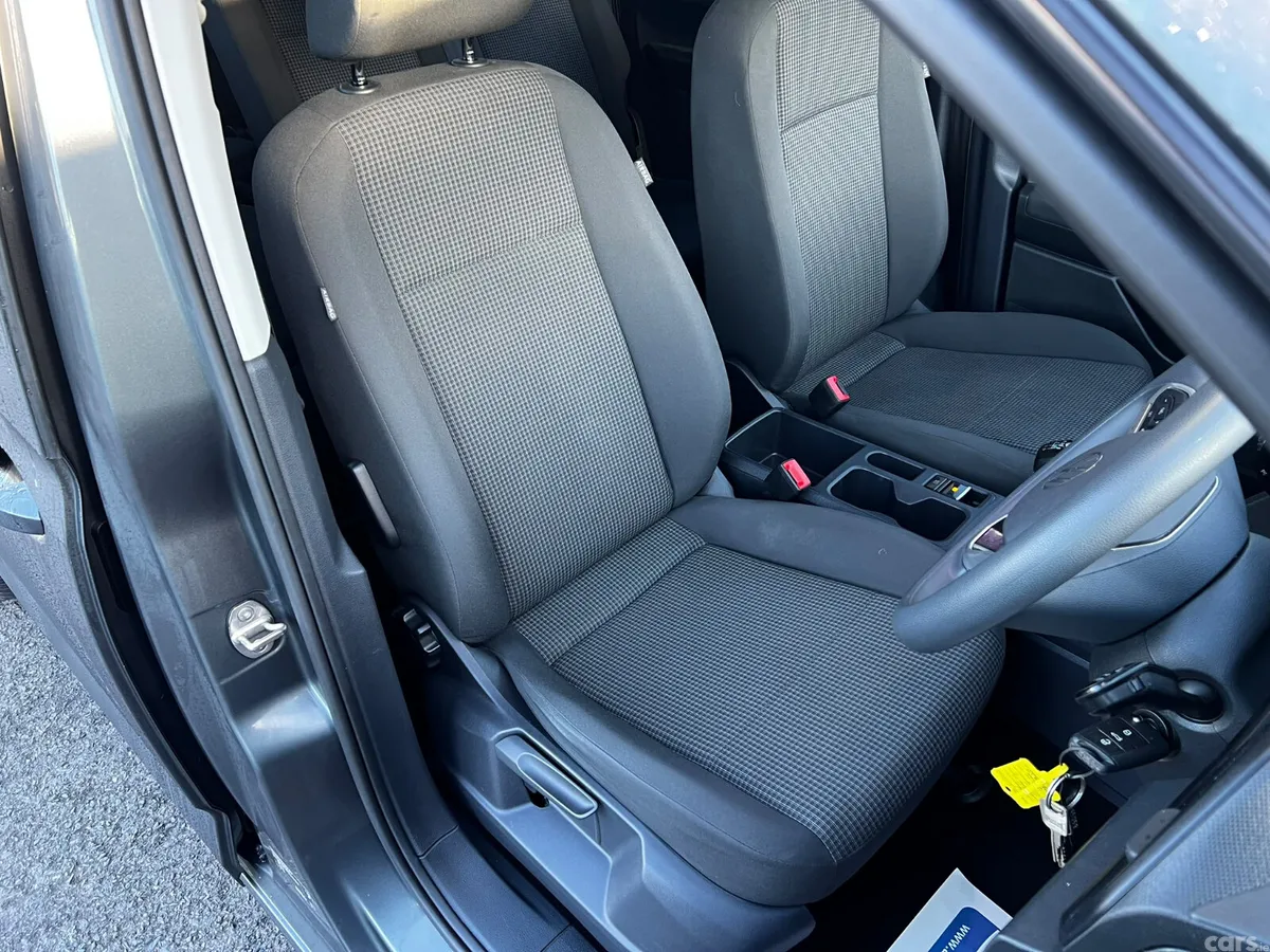 Volkswagen Caddy MPV, Diesel, 2023, Grey