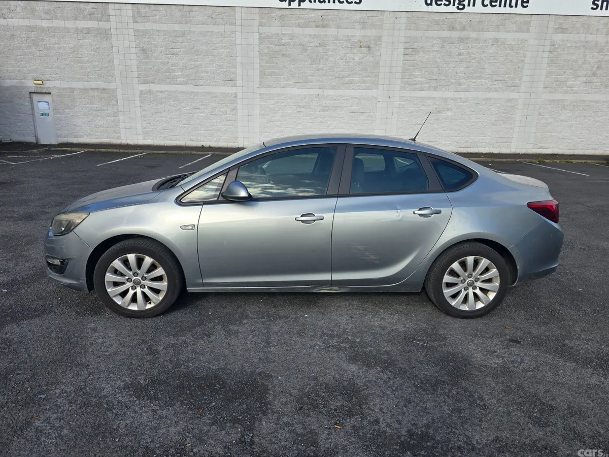 Opel Astra Saloon, Diesel, 2013, Silver