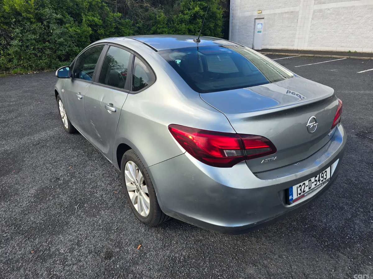 Opel Astra Saloon, Diesel, 2013, Silver