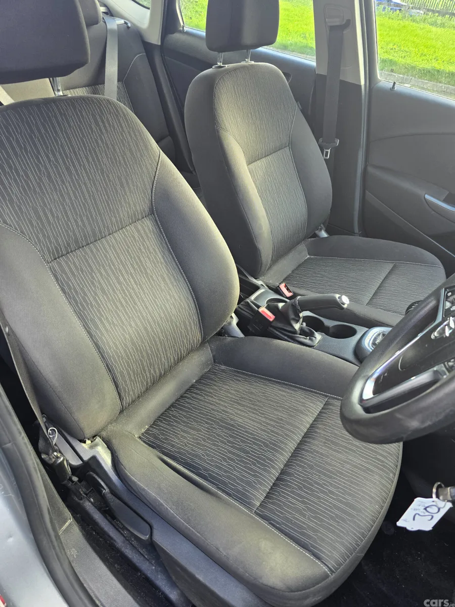 Opel Astra Saloon, Diesel, 2013, Silver