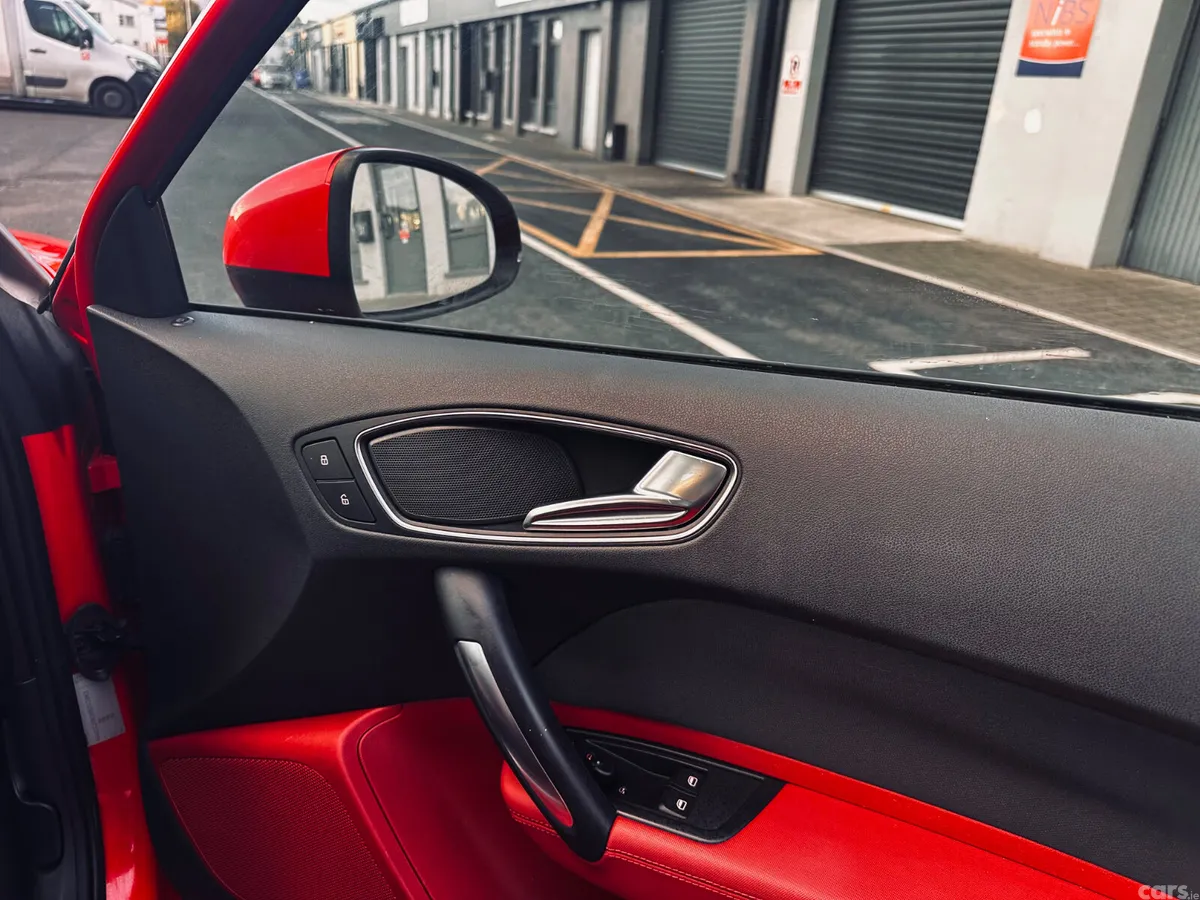 Audi A1 Hatchback, Petrol, 2011, Red