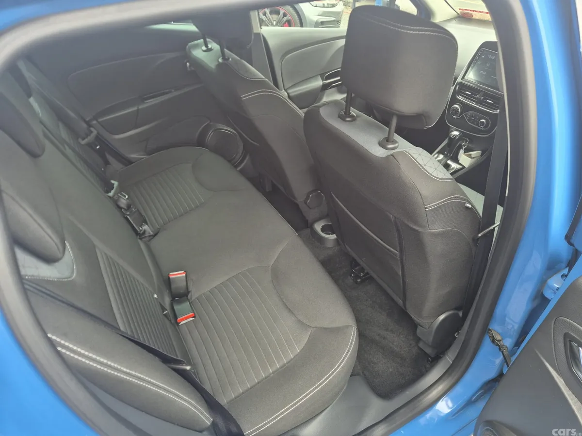 Renault Clio Hatchback, Petrol, 2015, Blue