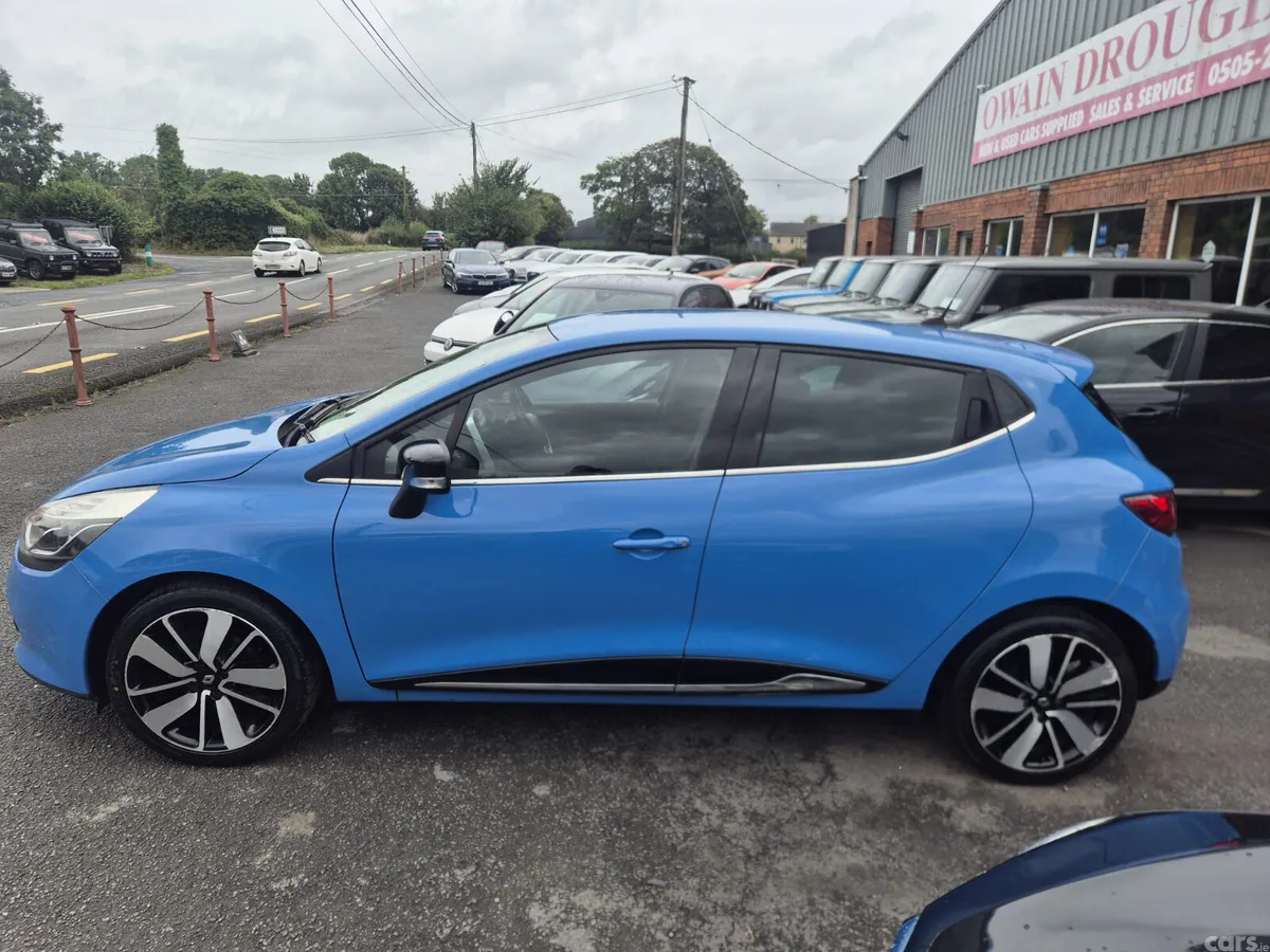 Renault Clio Hatchback, Petrol, 2015, Blue