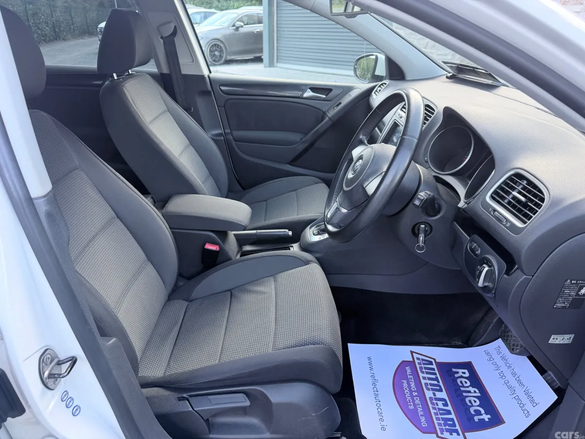 Volkswagen Golf Hatchback, Petrol, 2011, White