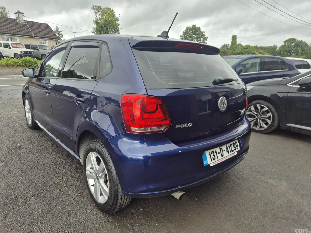 Volkswagen Polo Hatchback, Petrol, 2013, Blue
