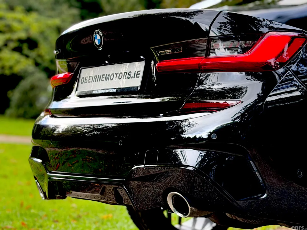 BMW 3-Series Saloon, Diesel, 2022, Black