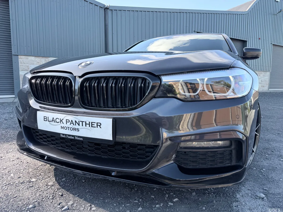 BMW 5-Series Saloon, Petrol Plug-in Hybrid, 2020, Grey