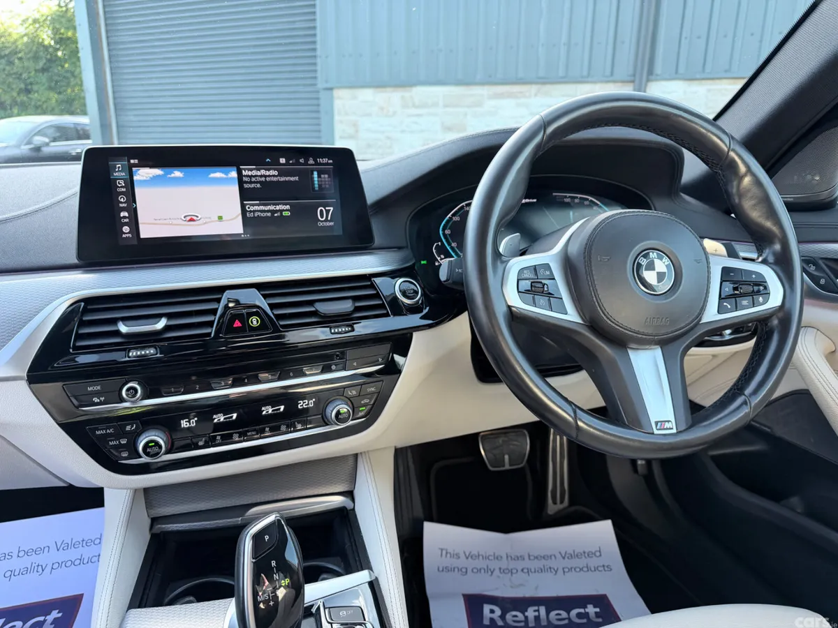 BMW 5-Series Saloon, Petrol Plug-in Hybrid, 2020, Grey
