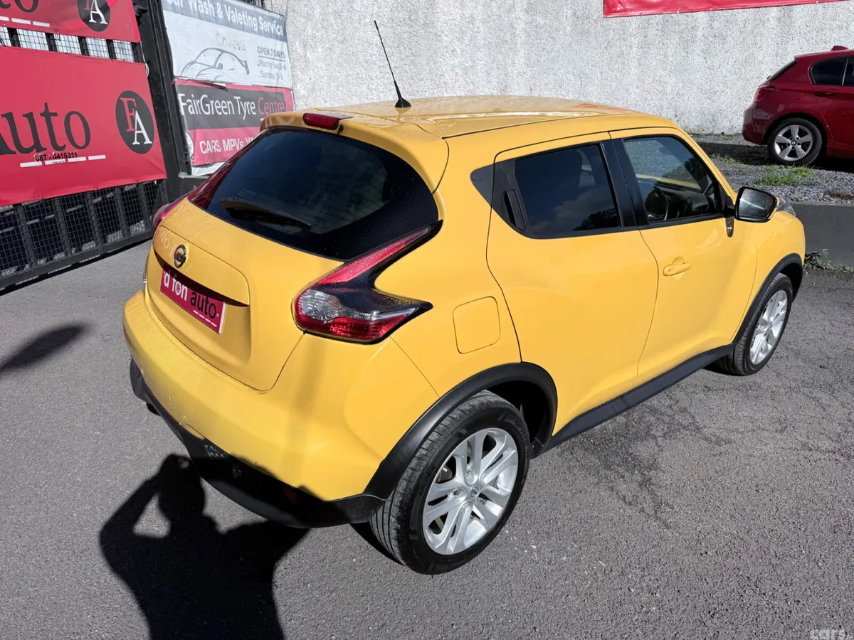 Nissan Juke SUV, Petrol, 2015, Yellow