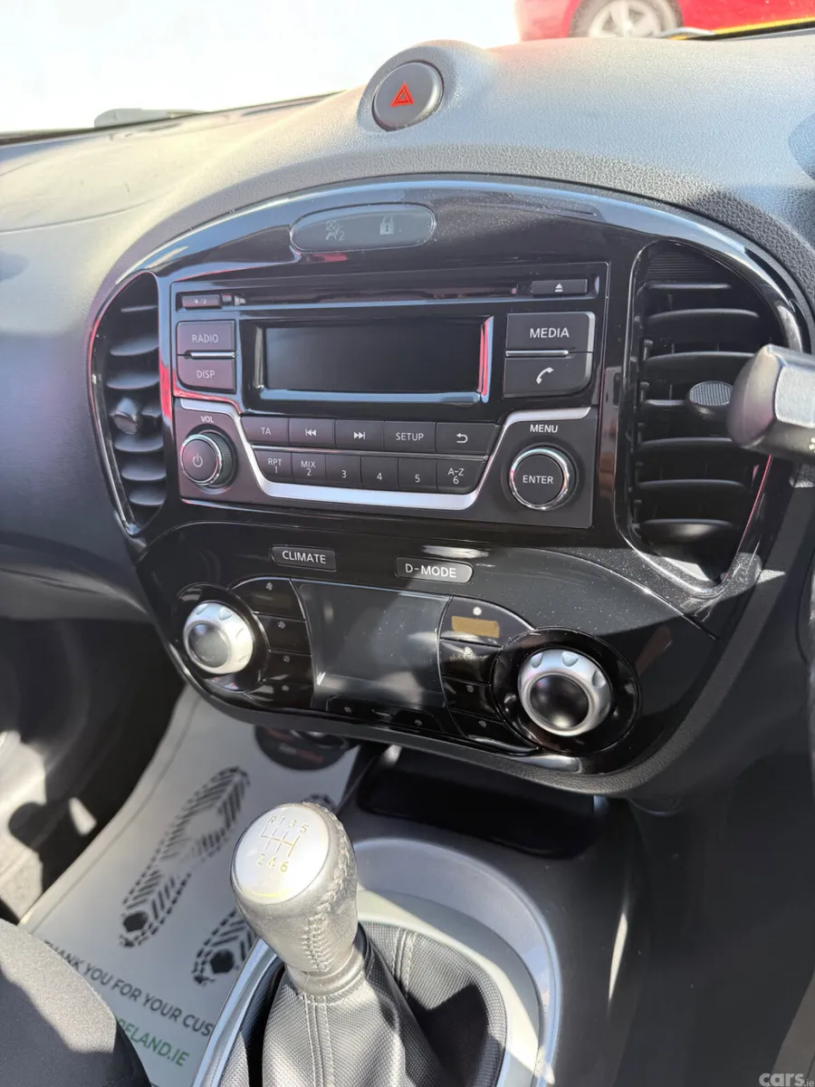 Nissan Juke SUV, Petrol, 2015, Yellow