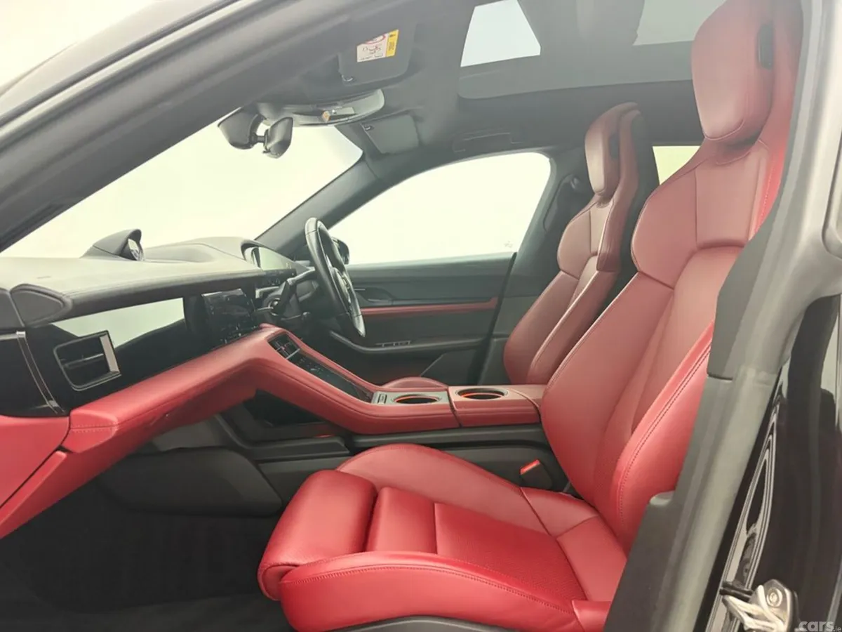 Porsche Taycan Estate, Electric, 2023, Black