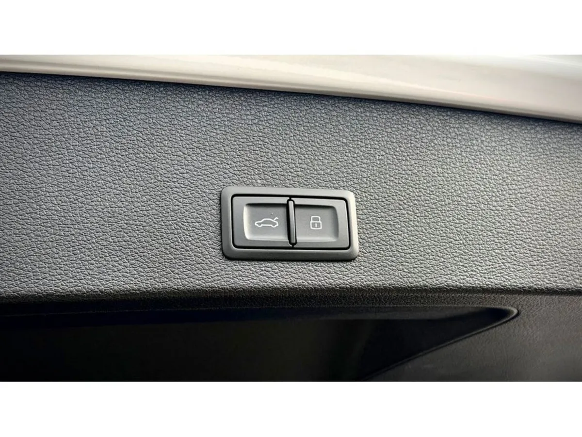 Audi Q2 SUV, Petrol, 2019, White