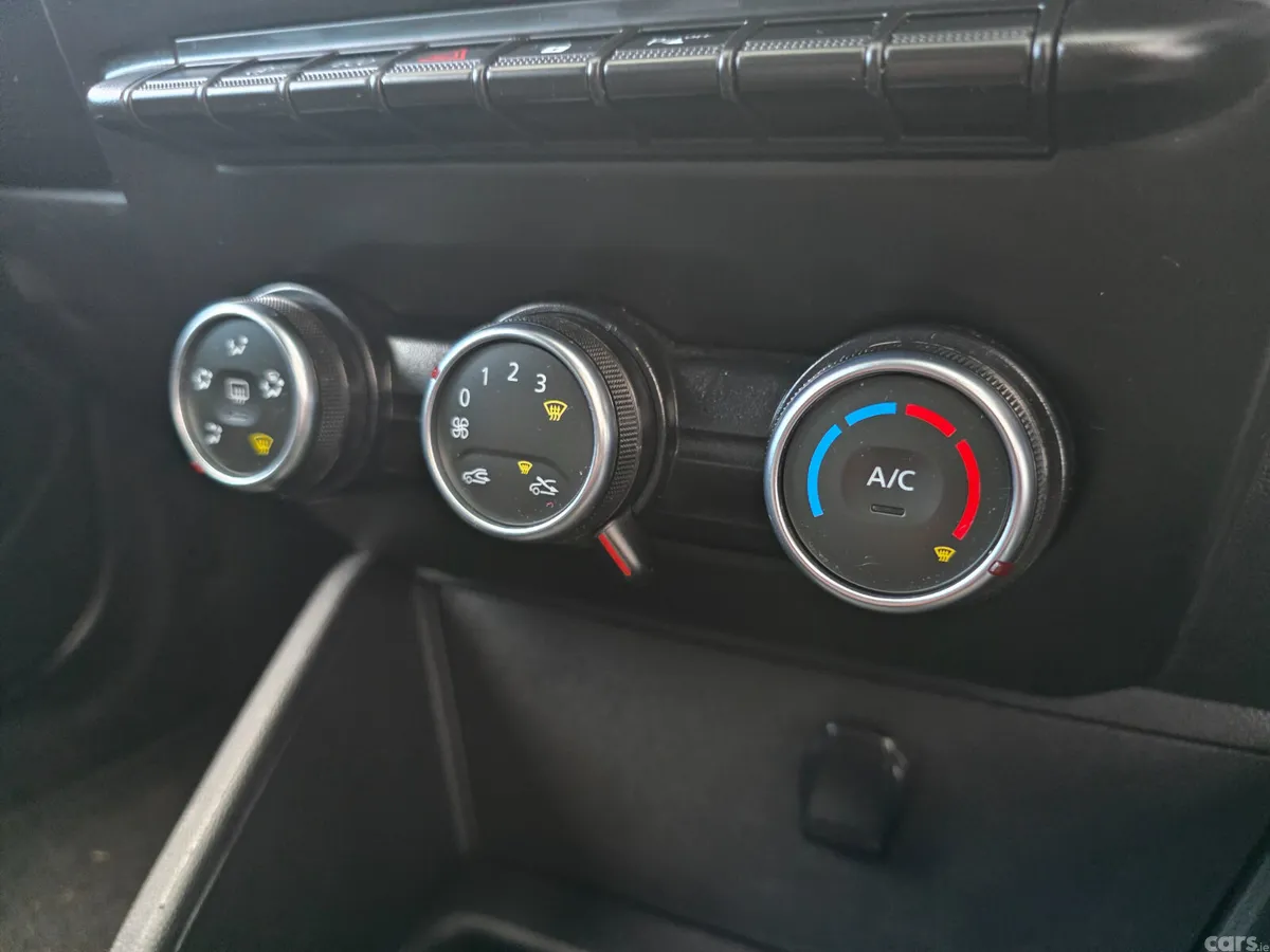 Dacia Duster SUV, Diesel, 2020, Brown