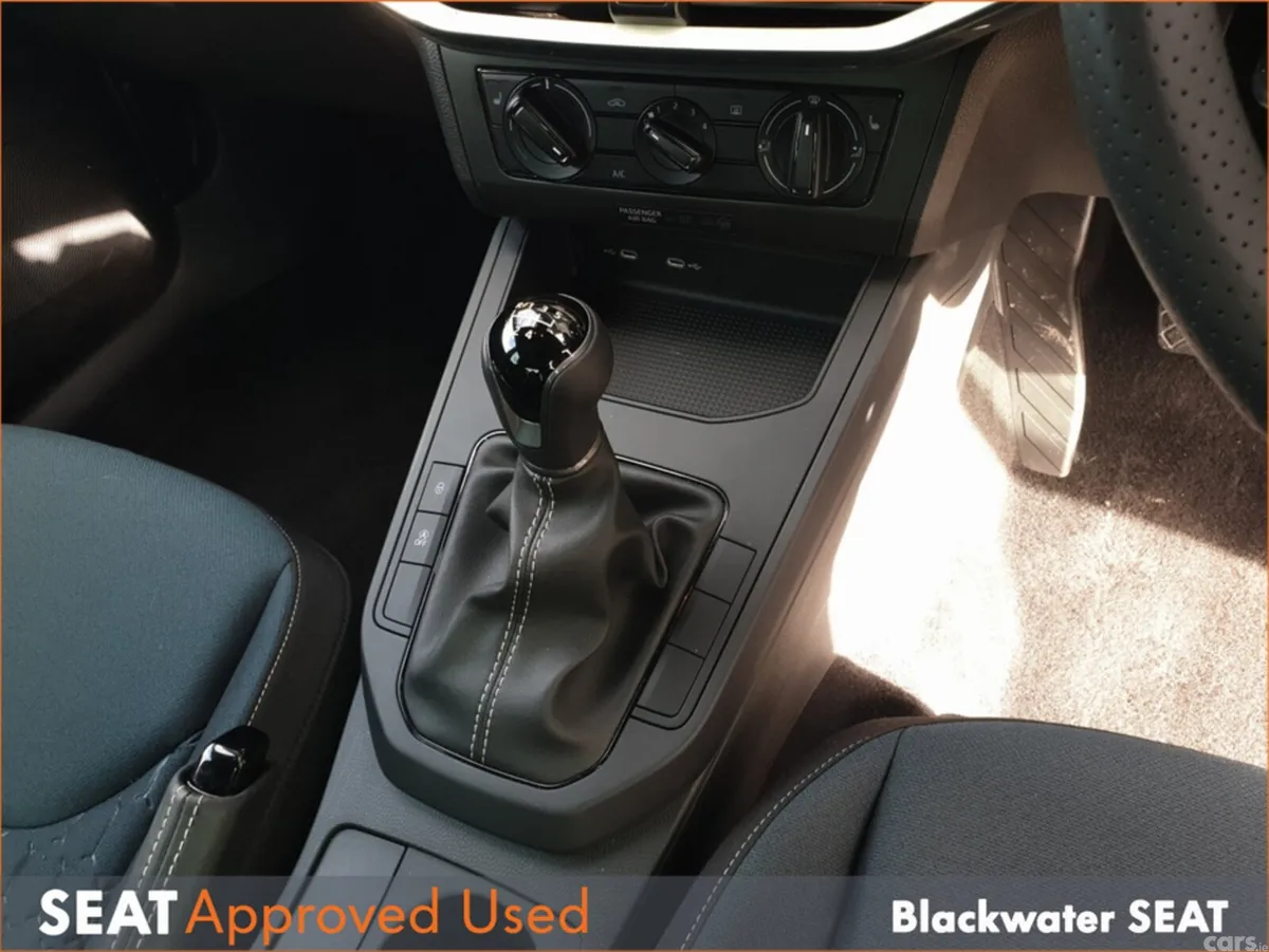 SEAT Ibiza Hatchback, Petrol, 2026, White