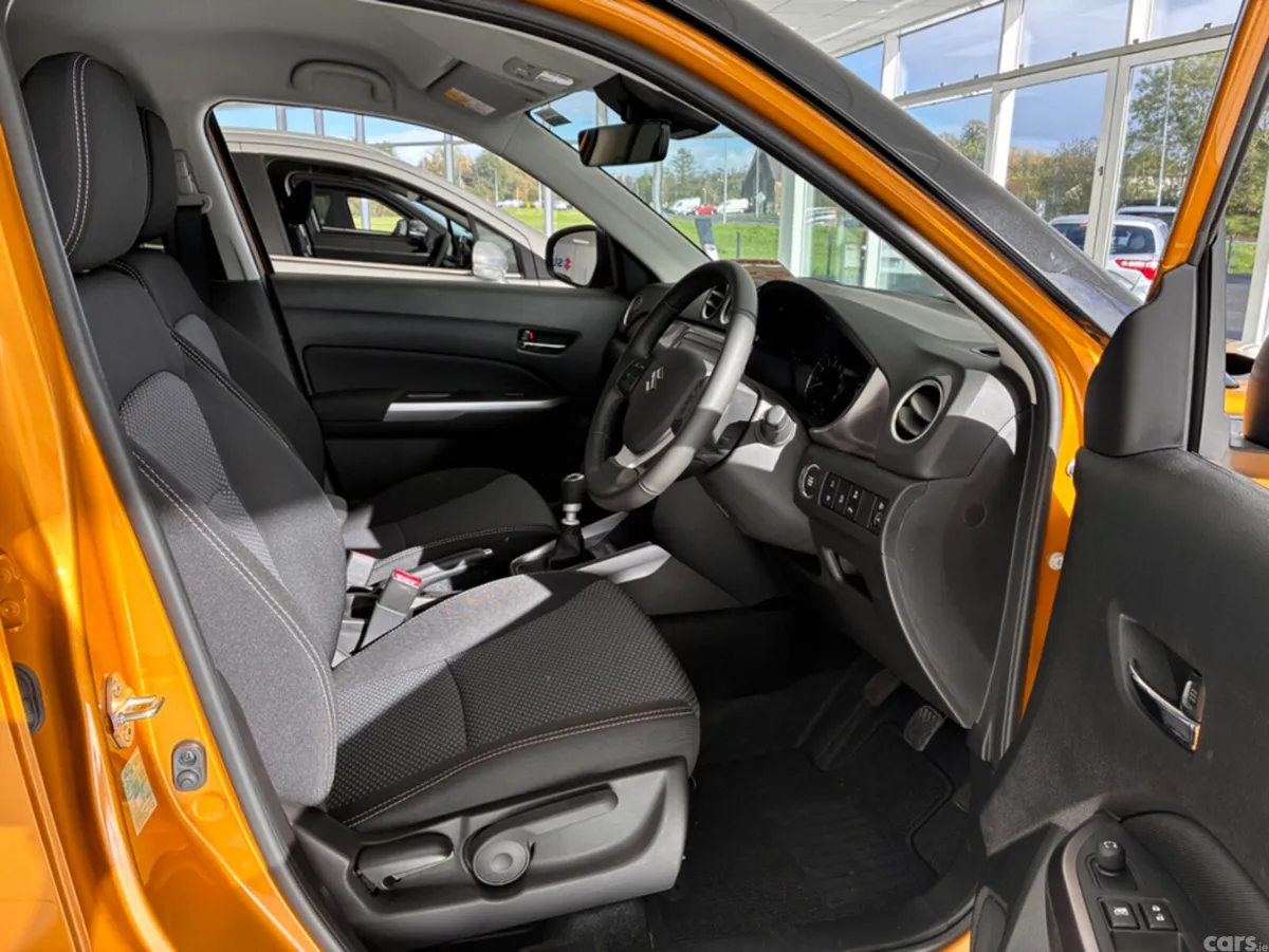 Suzuki Vitara Hatchback, Petrol Hybrid, 2026, Yellow