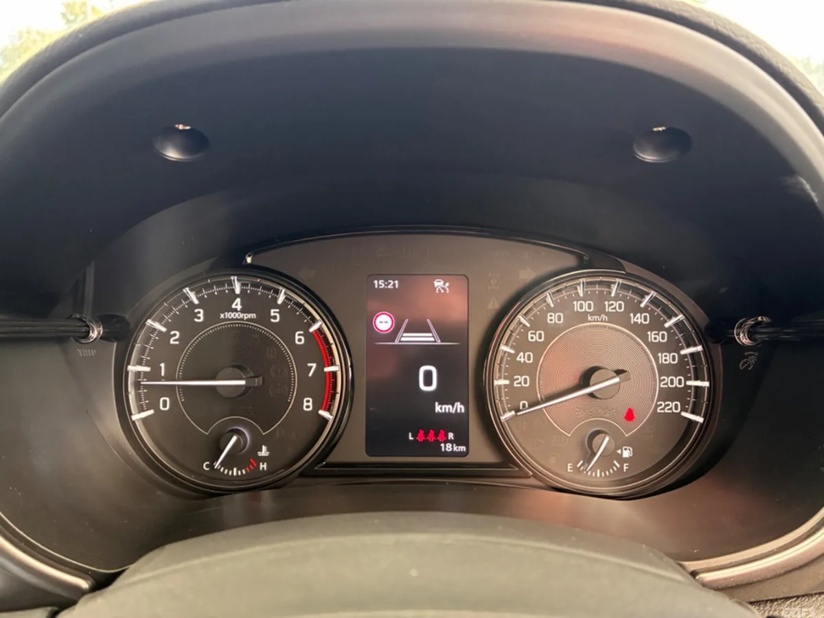 Suzuki Vitara Hatchback, Petrol Hybrid, 2026, Yellow