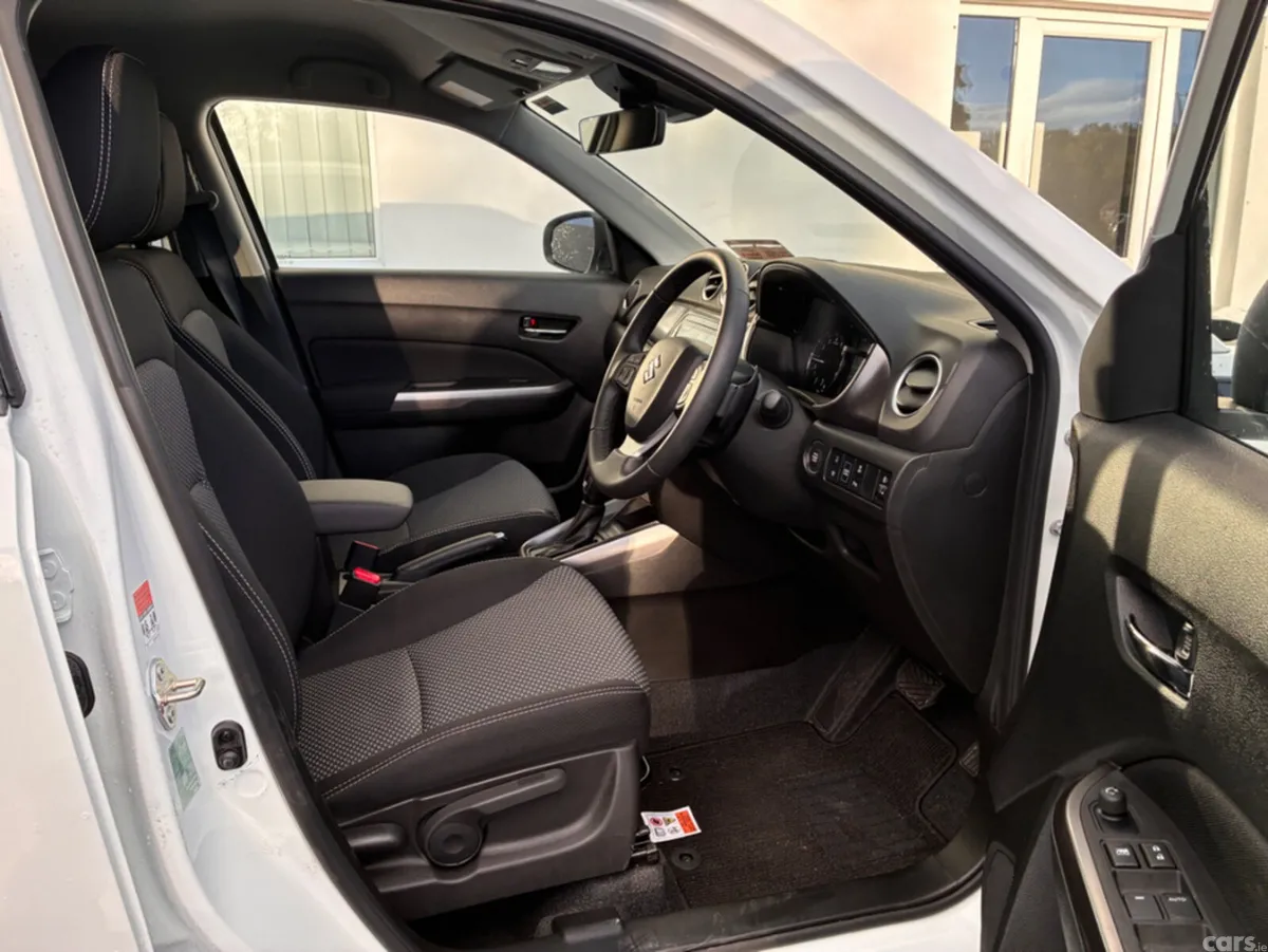 Suzuki Vitara Hatchback, Petrol Hybrid, 2026, White