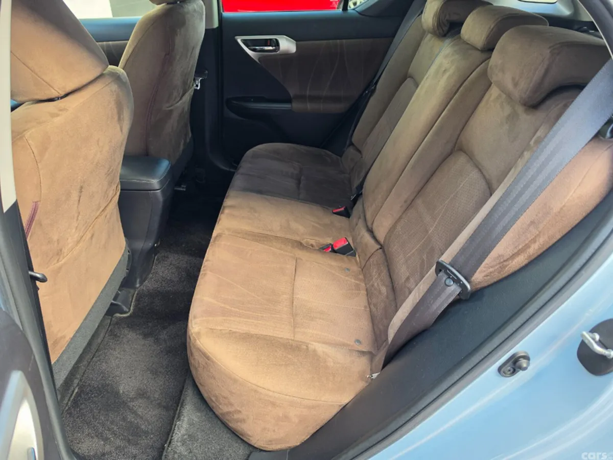 Lexus CT Hatchback, Petrol Hybrid, 2012, Blue