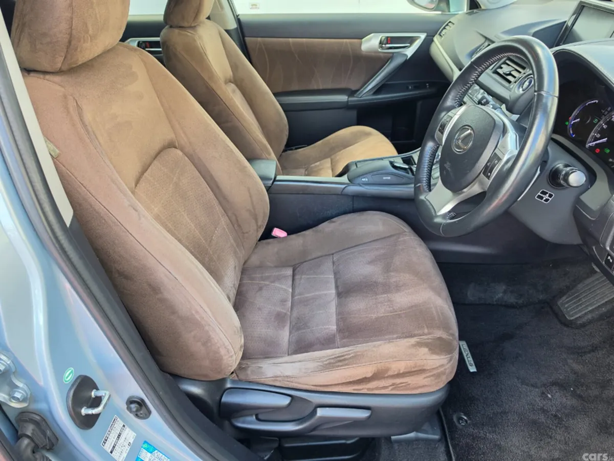 Lexus CT Hatchback, Petrol Hybrid, 2012, Blue