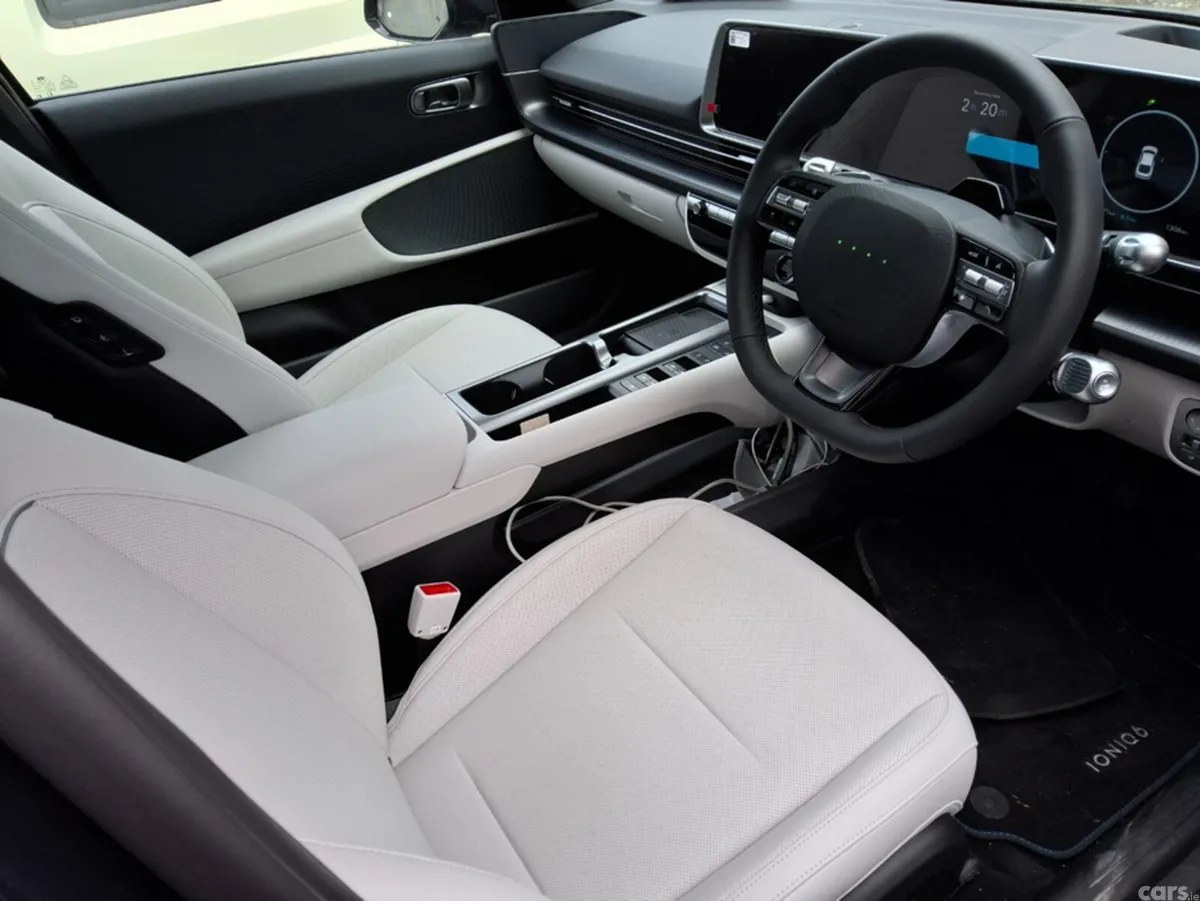 Hyundai IONIQ 6 Saloon, Electric, 2026, Grey