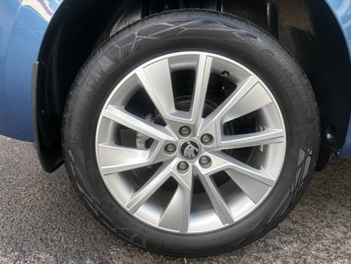 Skoda Kamiq Hatchback, Petrol, 2021, Blue