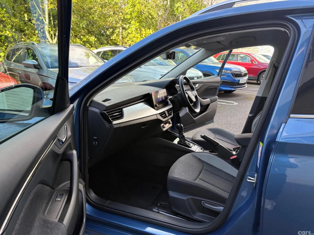 Skoda Kamiq Hatchback, Petrol, 2021, Blue