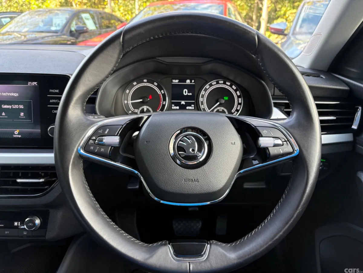 Skoda Kamiq Hatchback, Petrol, 2021, Blue