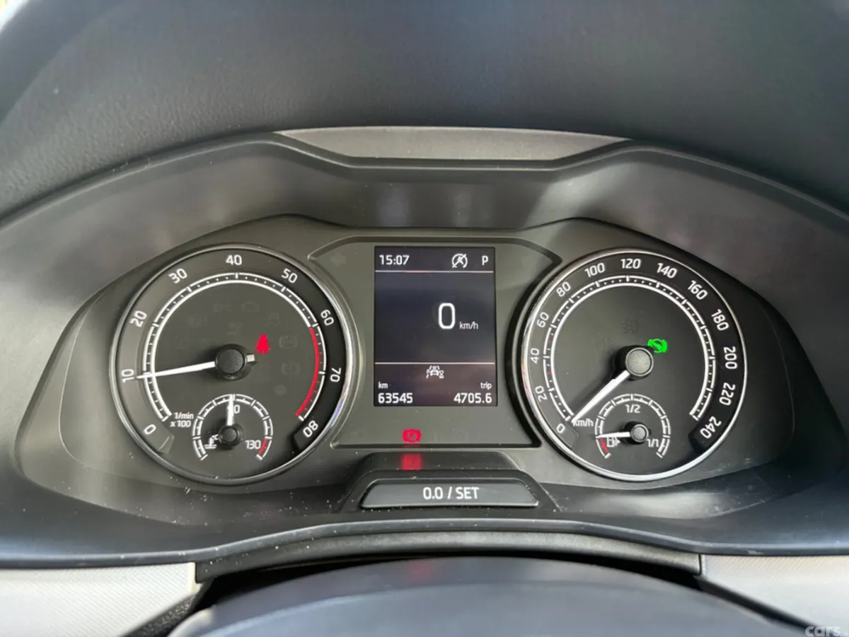Skoda Kamiq Hatchback, Petrol, 2021, Blue