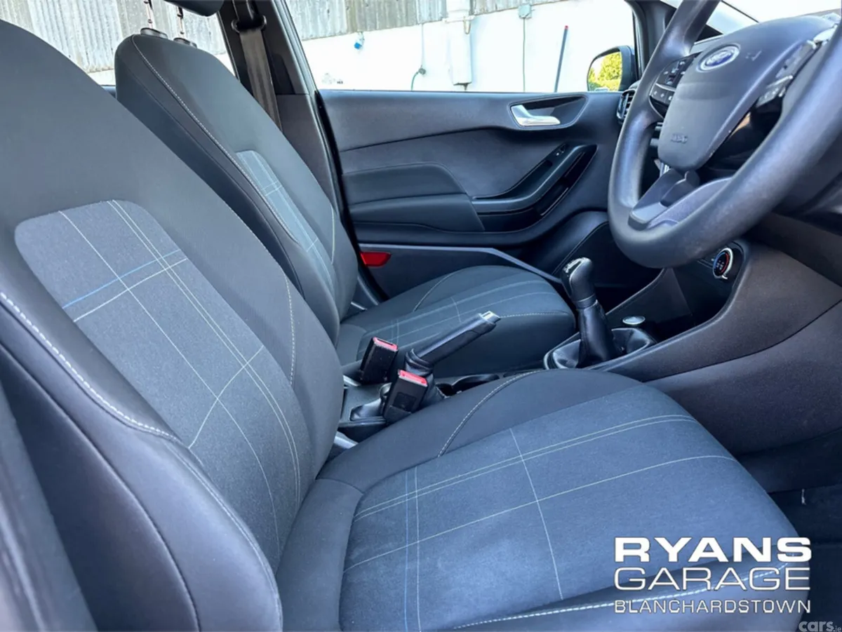 Ford Fiesta Hatchback, Petrol, 2019, Black