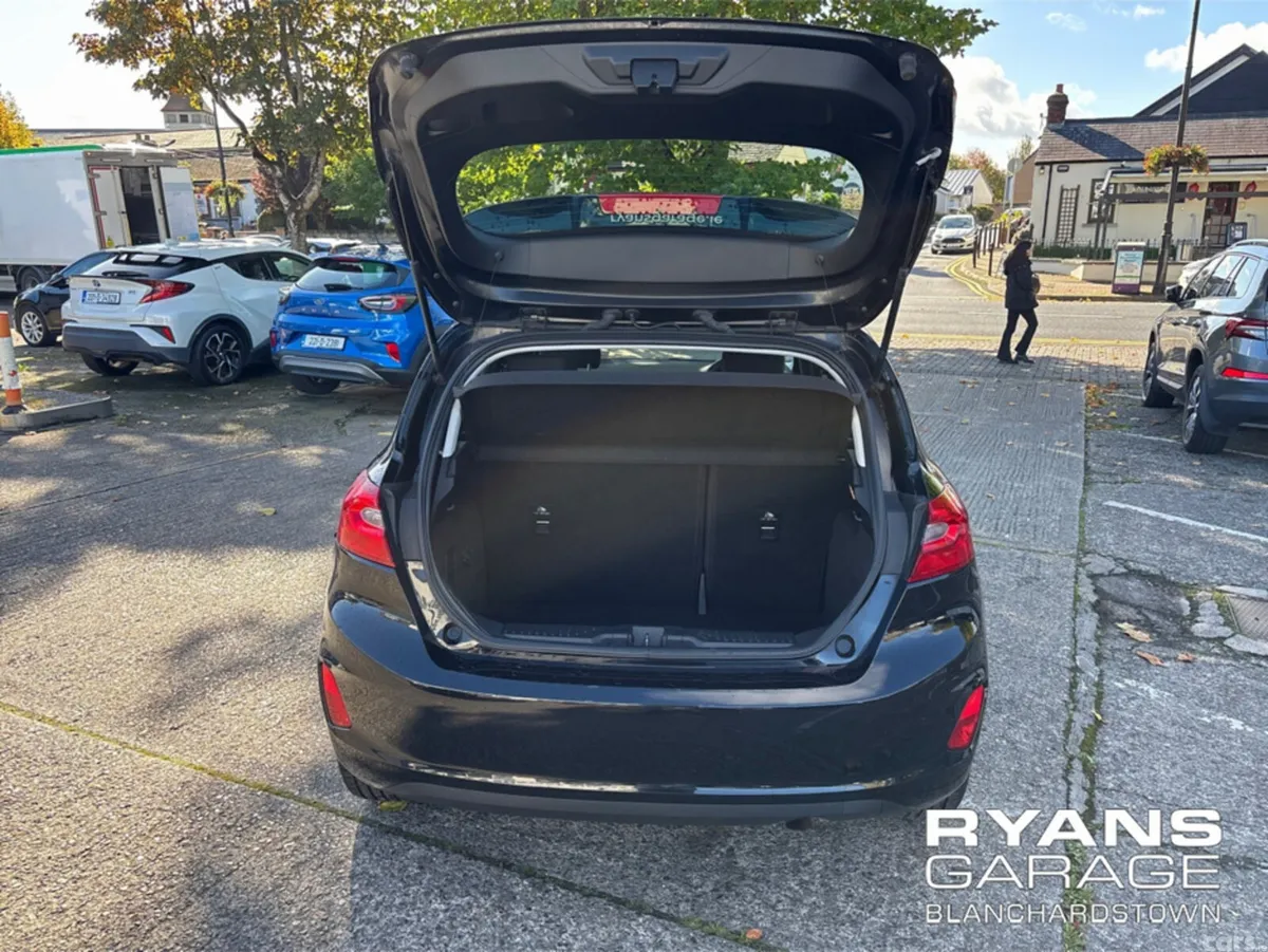 Ford Fiesta Hatchback, Petrol, 2019, Black