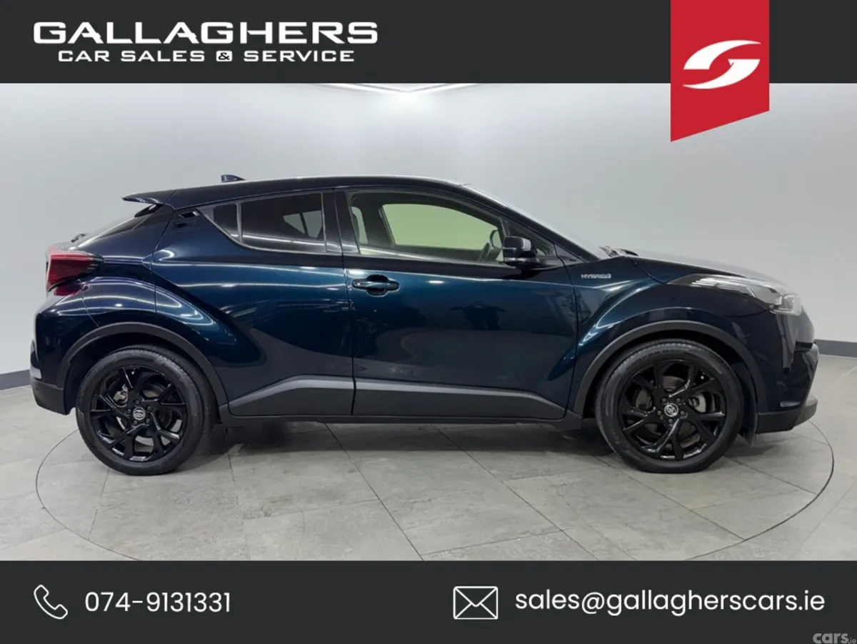 Toyota C-HR SUV, Petrol Hybrid, 2019, Blue