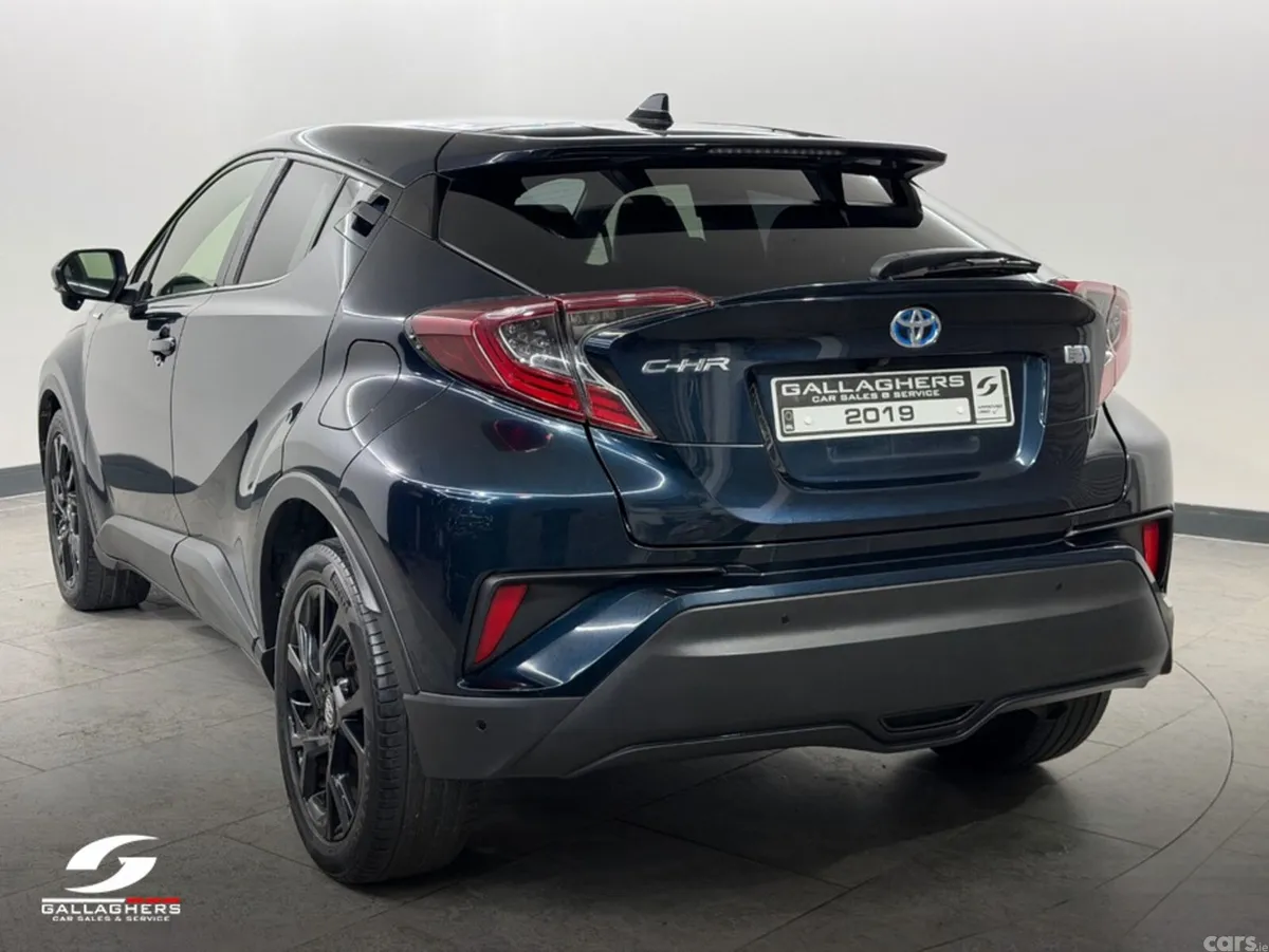 Toyota C-HR SUV, Petrol Hybrid, 2019, Blue