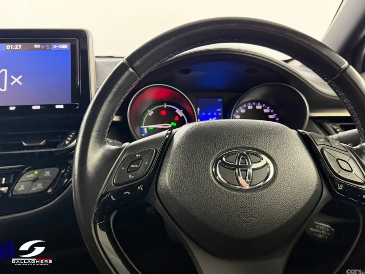 Toyota C-HR SUV, Petrol Hybrid, 2019, Blue