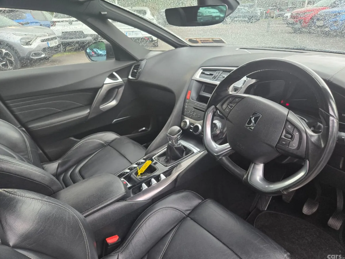 Citroen DS 5 MPV, Diesel, 2017, White