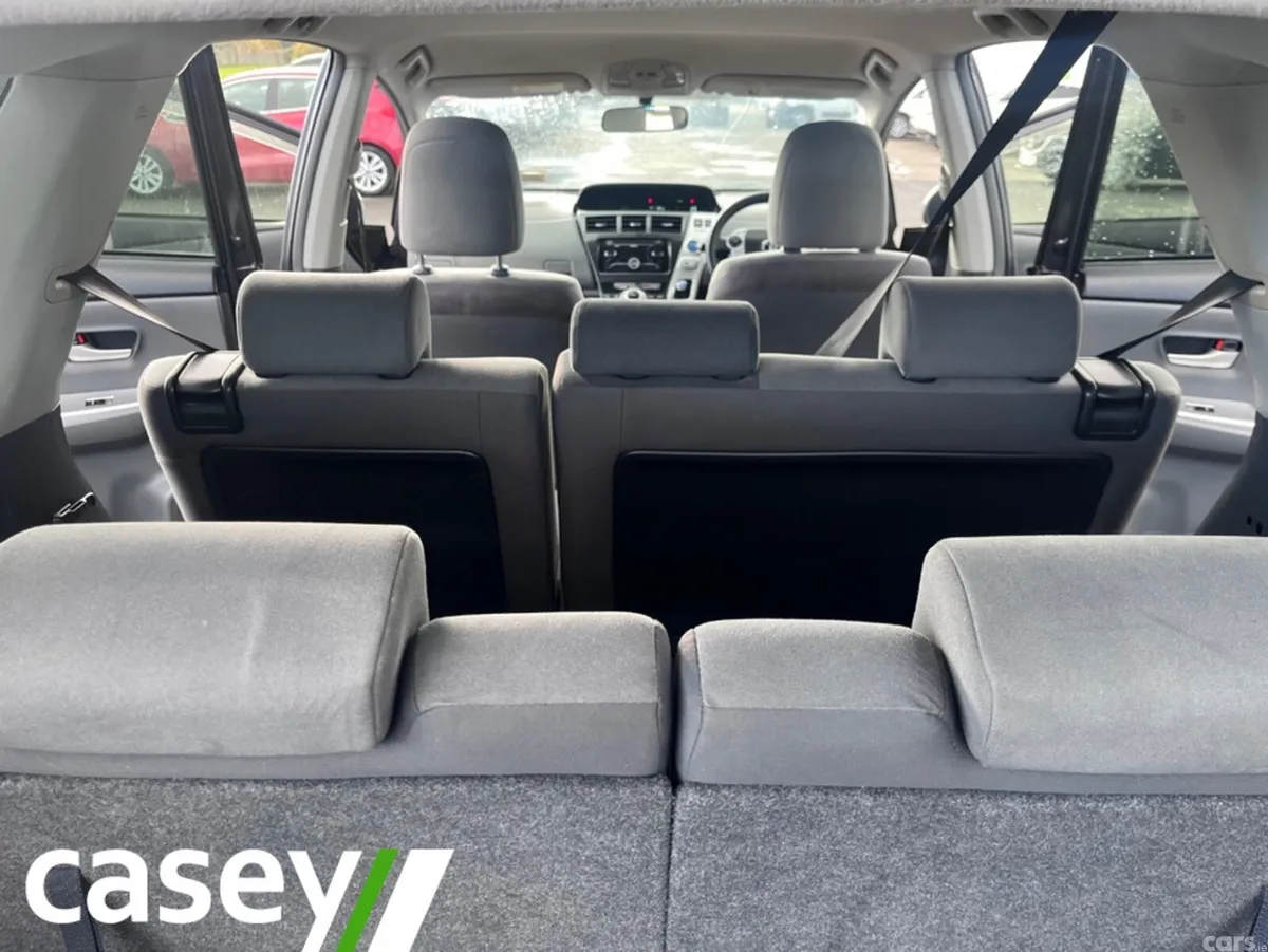 Toyota Prius MPV, Petrol Hybrid, 2014, Grey