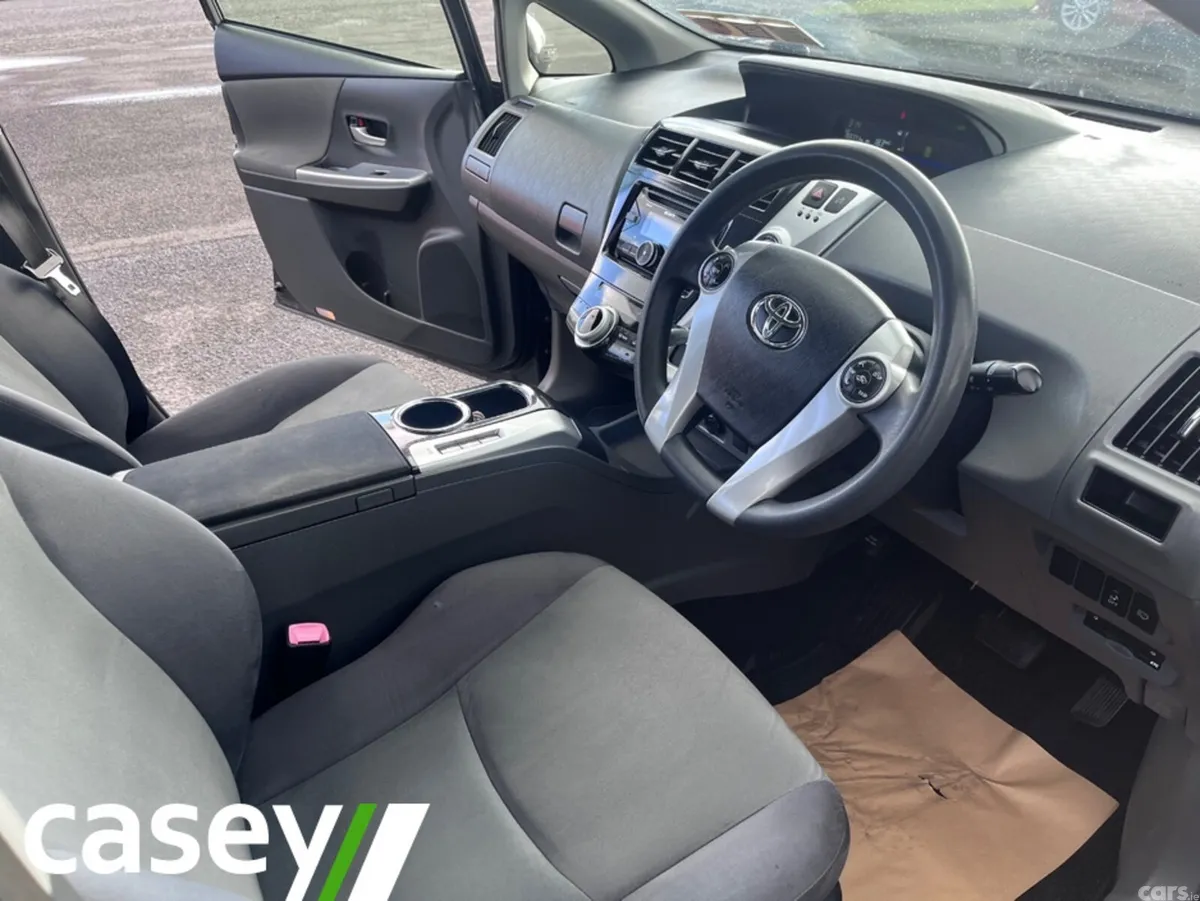 Toyota Prius MPV, Petrol Hybrid, 2014, Grey