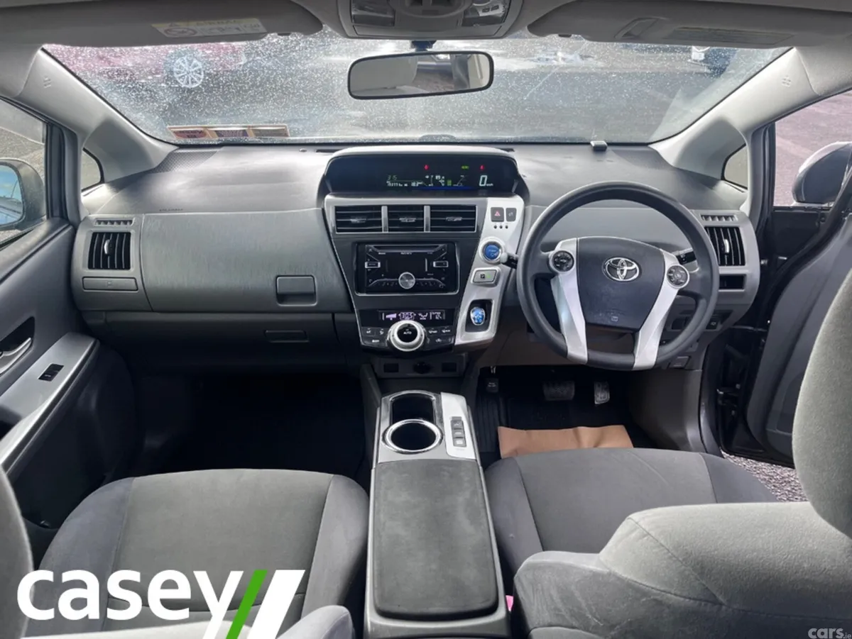 Toyota Prius MPV, Petrol Hybrid, 2014, Grey