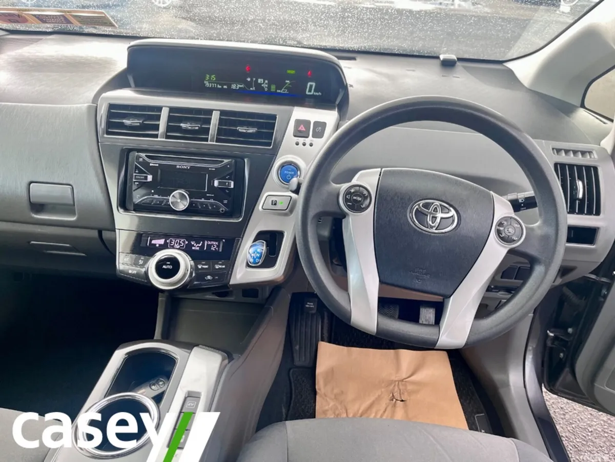 Toyota Prius MPV, Petrol Hybrid, 2014, Grey