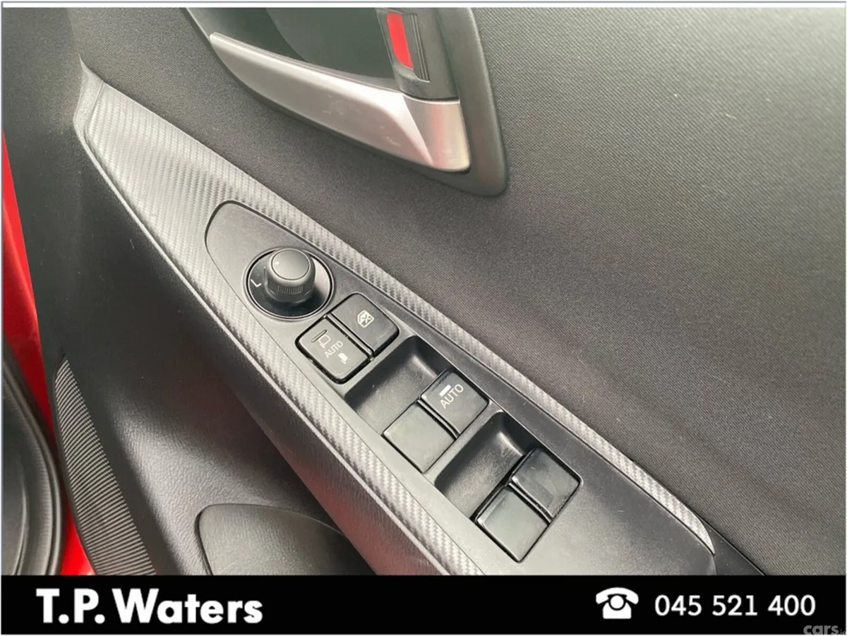 Mazda Mazda2 Hatchback, Petrol, 2018, Red