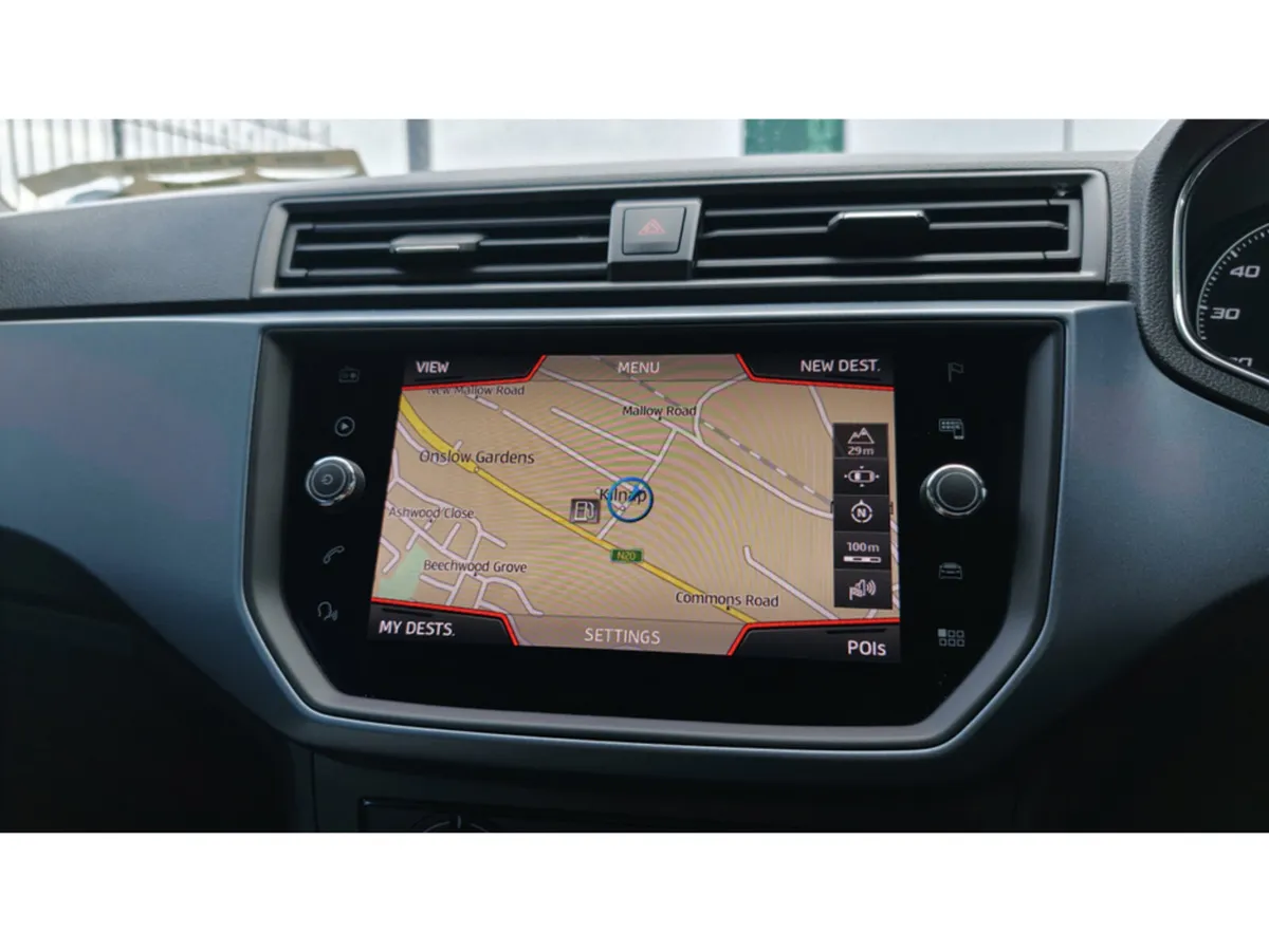 SEAT Arona Hatchback, Petrol, 2019, Black