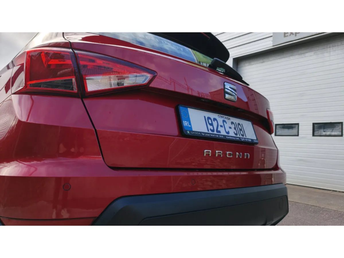 SEAT Arona Hatchback, Petrol, 2019, Black